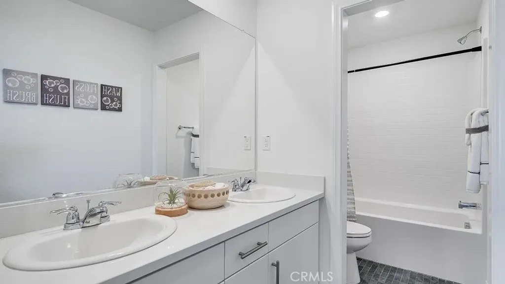 Additional image 8 of 14224 Rollins Street, Hesperia, CA 92345