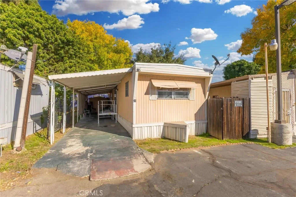 Additional image 3 of 2075 W Rialto Ave Unit 29, San Bernardino, CA 92410