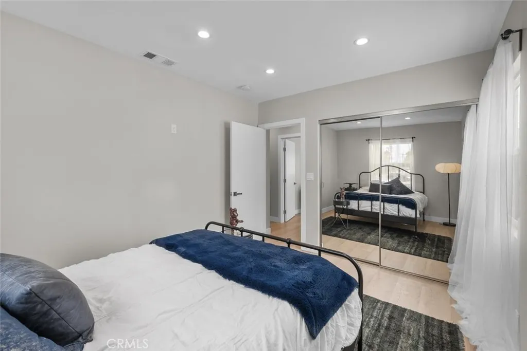 Additional image 62 of 6820 Jellico Avenue, Van Nuys, CA 91406