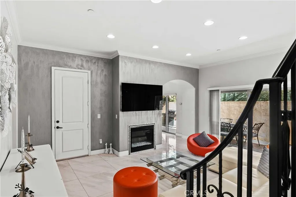 Additional image 85 of 6920 Valmont Unit 5, Tujunga, CA 91042