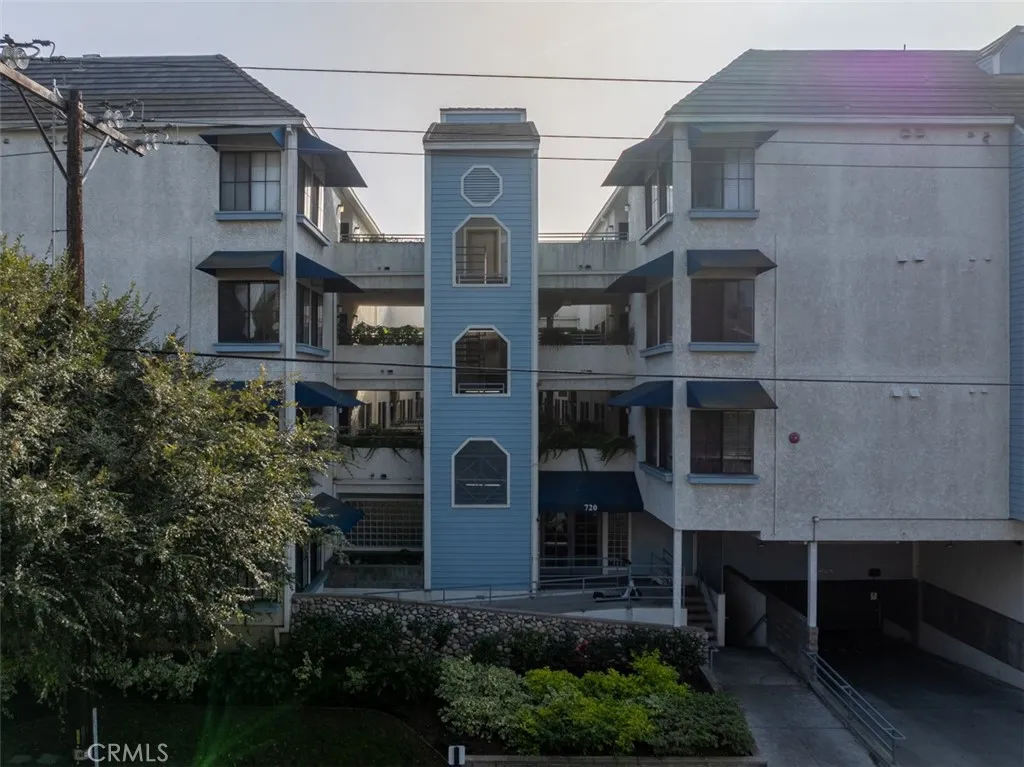 Additional image 42 of 720 W 4th St Unit 110, Long Beach, CA 90802