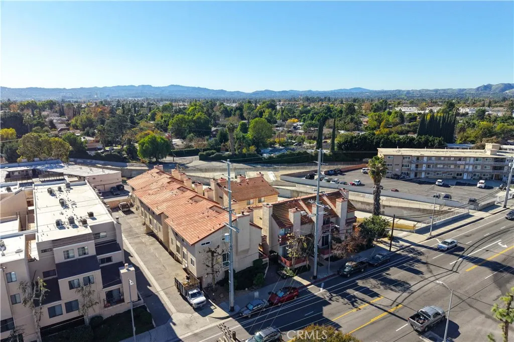 Additional image 100 of 21054 Parthenia Unit 11, Canoga Park, CA 91304