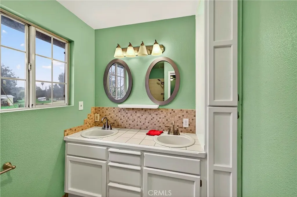 Additional image 46 of 19542 Ridge Road, Red Bluff, CA 96080