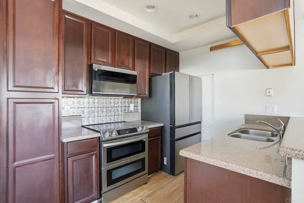 Additional image 8 of 4524 Cleveland Avenue Unit 204, San Diego, CA 92116
