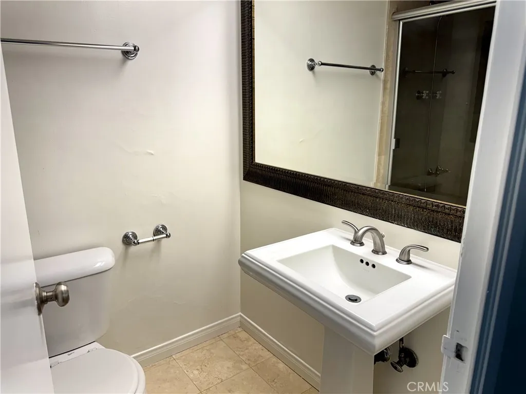 Additional image 25 of 540 Kelton Unit 502, Los Angeles, CA 90024