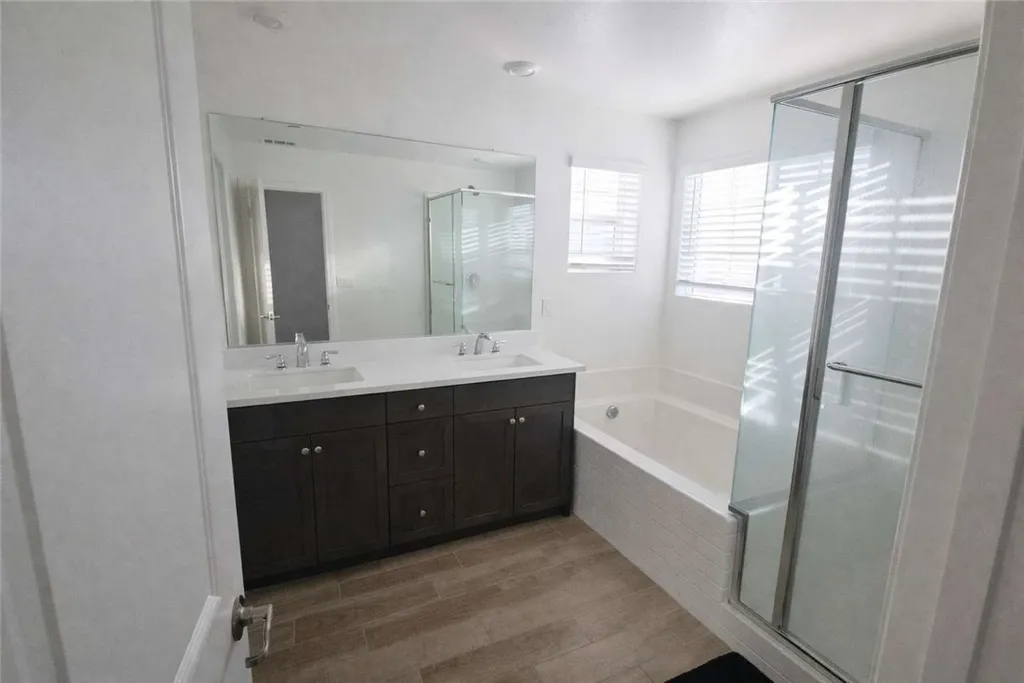 Additional image 8 of 15148 Ridge Lane Unit 4, Fontana, CA 92336