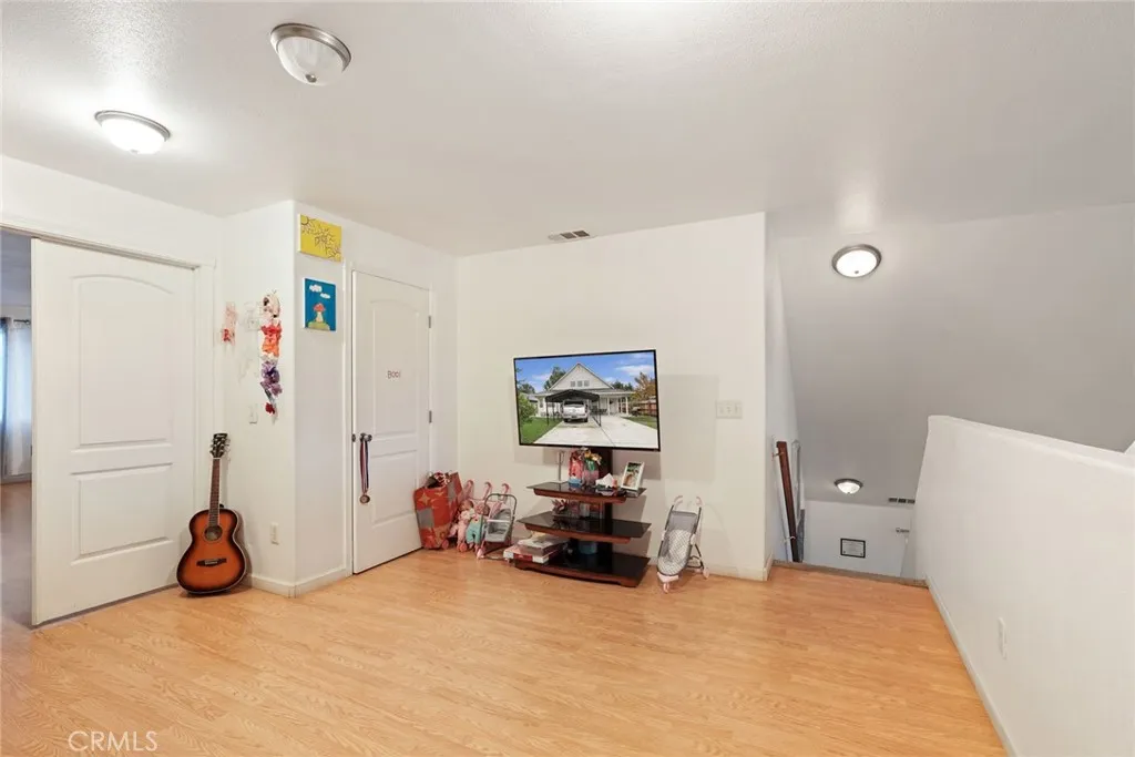 Additional image 14 of 336 E Locust St, Lodi, CA 95240