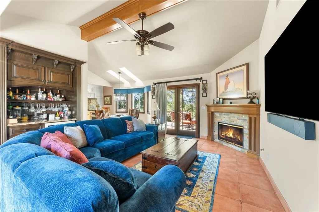 Additional image 20 of 1632 Country Club Drive, Redlands, CA 92373