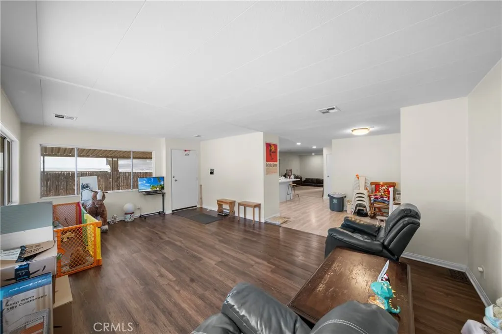 Additional image 16 of 33124 Arbolado Lane, Lake Elsinore, CA 92530