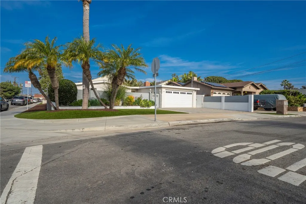 Additional image 49 of 348 Hamilton St, Costa Mesa, CA 92627