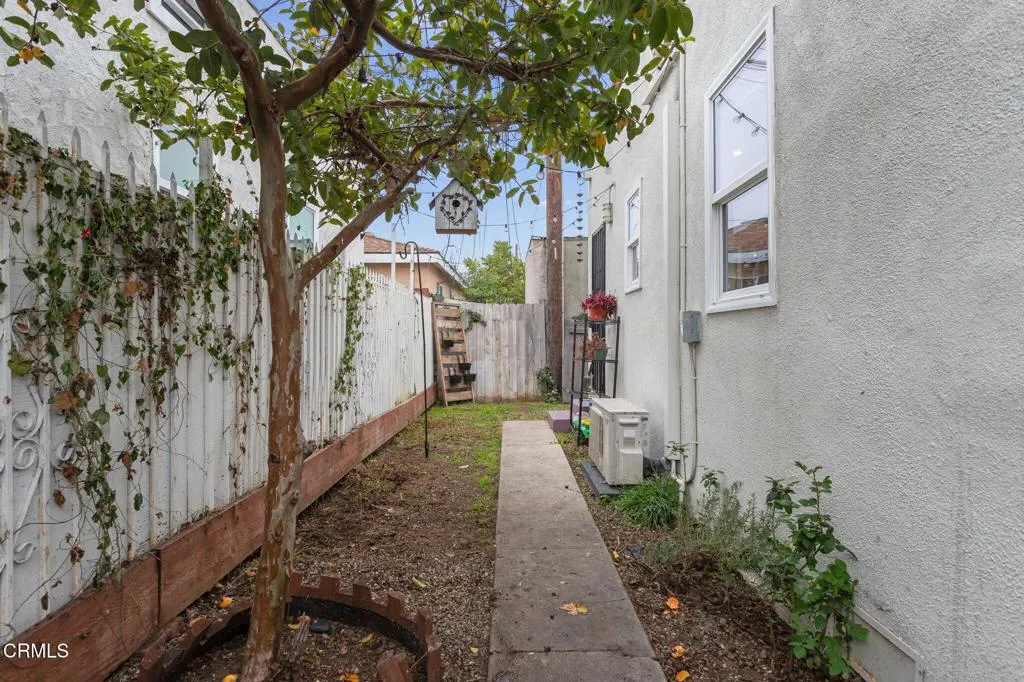 Additional image 29 of 1047 E Brenner Place, Long Beach, CA 90813