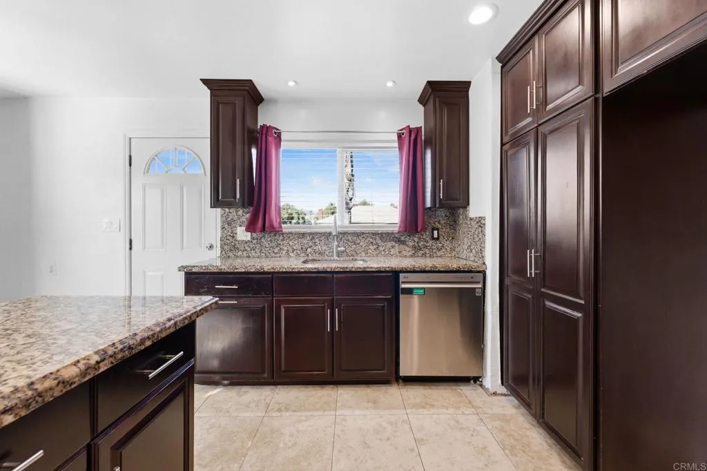 Additional image 9 of 9017 Valencia St, Spring Valley, CA 91977