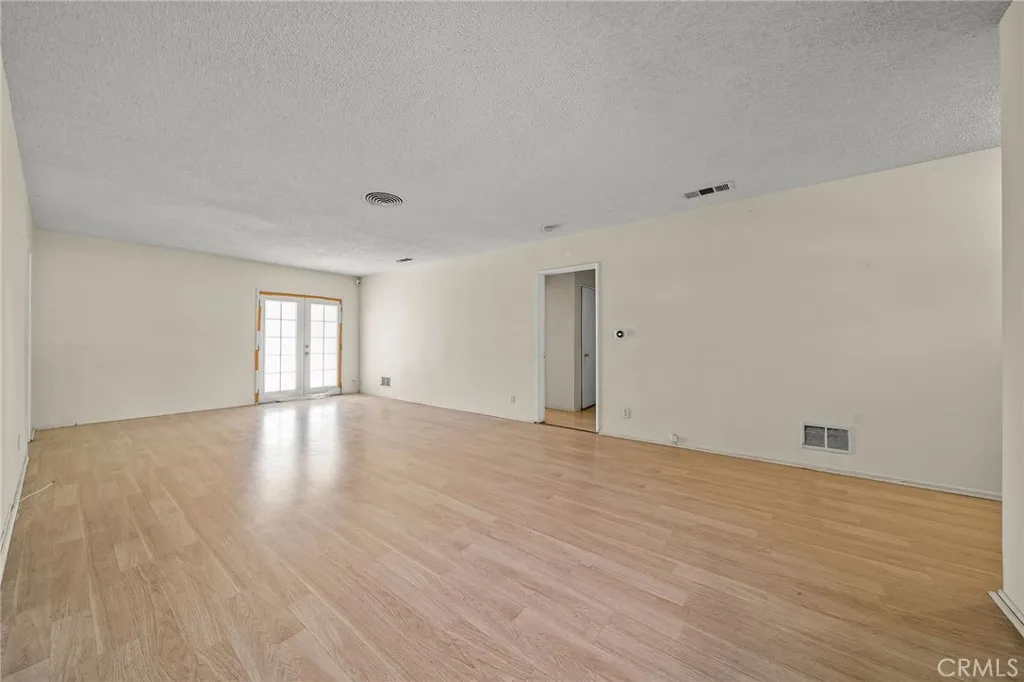 Additional image 11 of 20644 Sherman Way, Winnetka, CA 91306