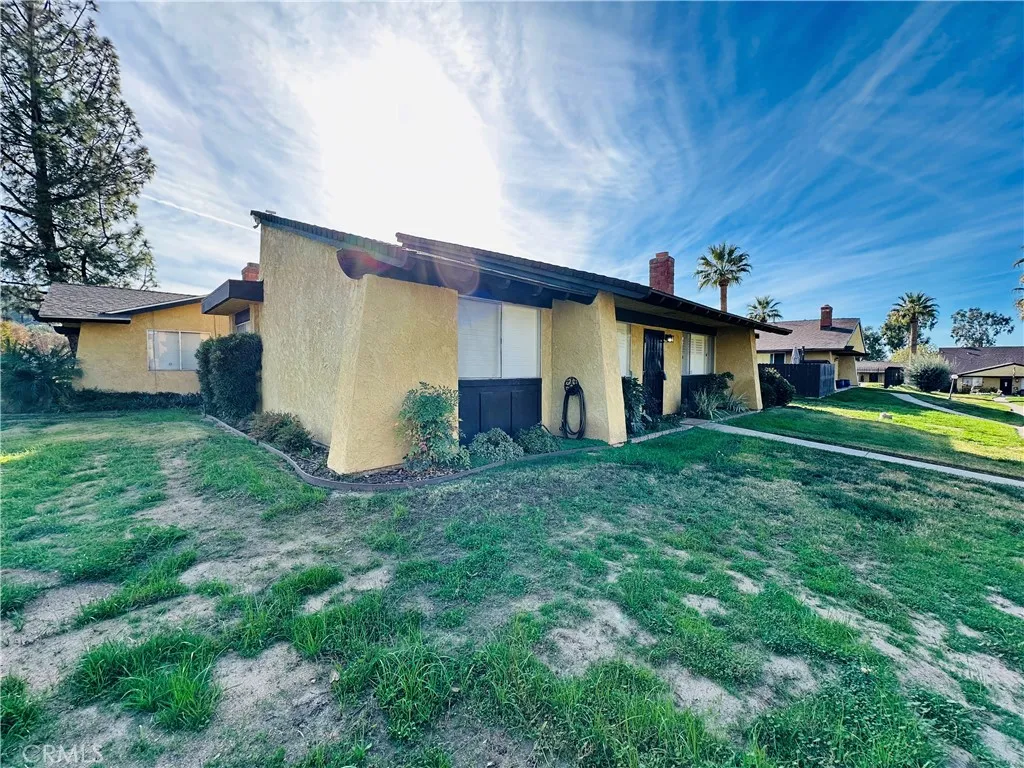 Additional image 32 of 444 E Thornton Ave, Hemet, CA 92543