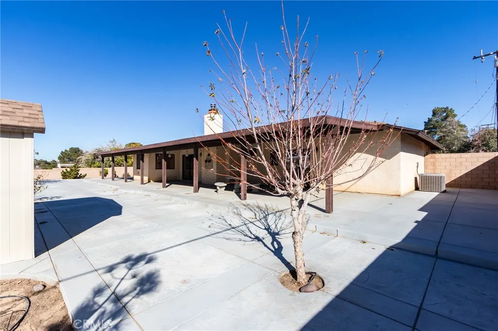 Additional image 75 of 14076 Wawona Road, Apple Valley, CA 92307