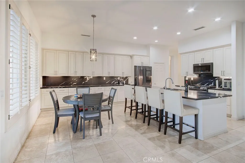 Additional image 82 of 18120 gentian Avenue, Riverside, CA 92508