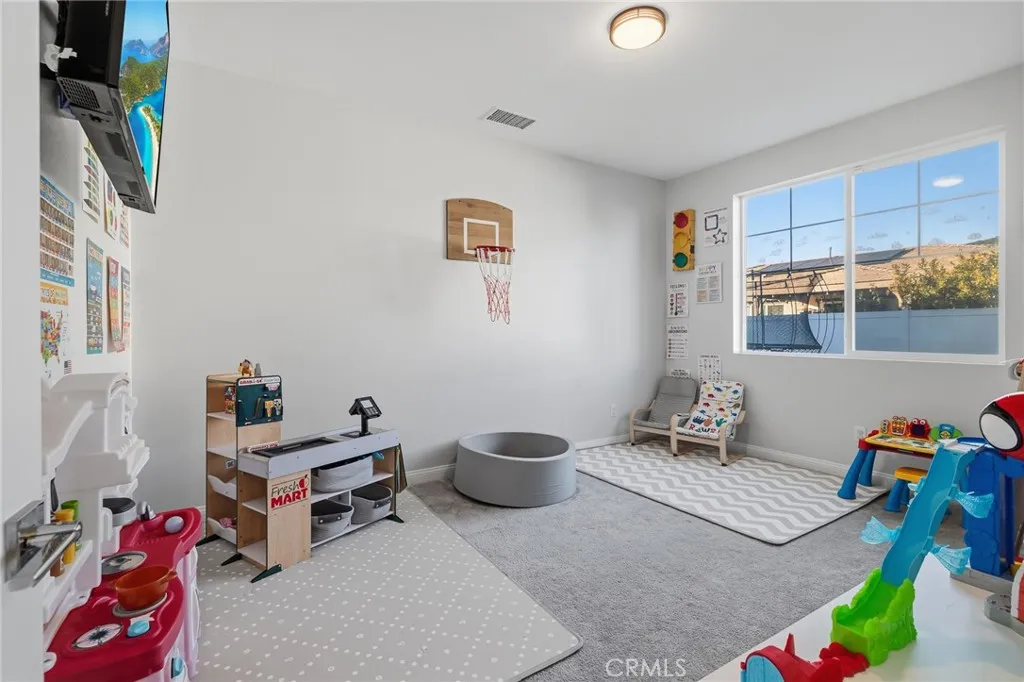 Additional image 91 of 369 Rose St, Fillmore, CA 93015