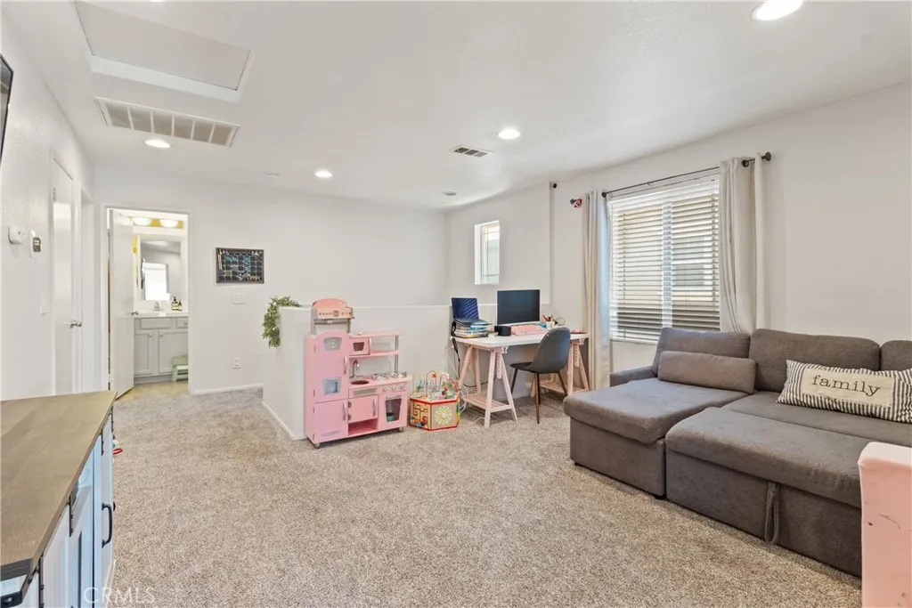 Additional image 16 of 2614 Bellevue Way, Palmdale, CA 93550