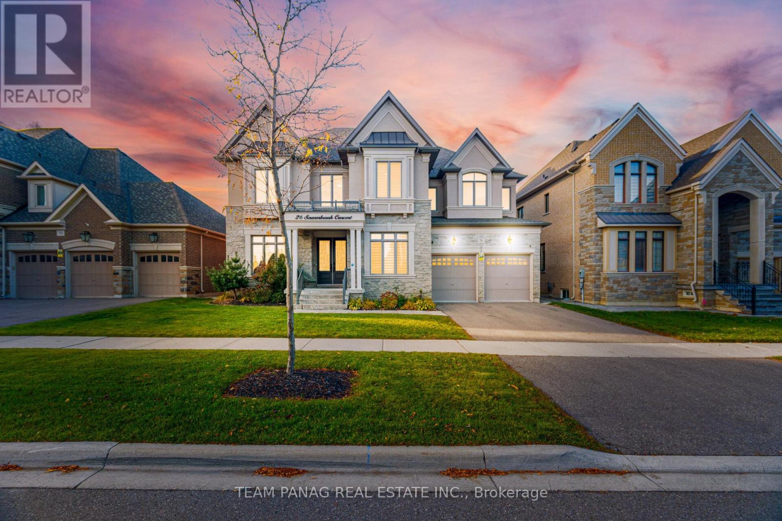 Property image for 26 SNARESBROOK CRESCENT|Brampton (Toronto Gore Rural Estate), Ontario L6P4G7