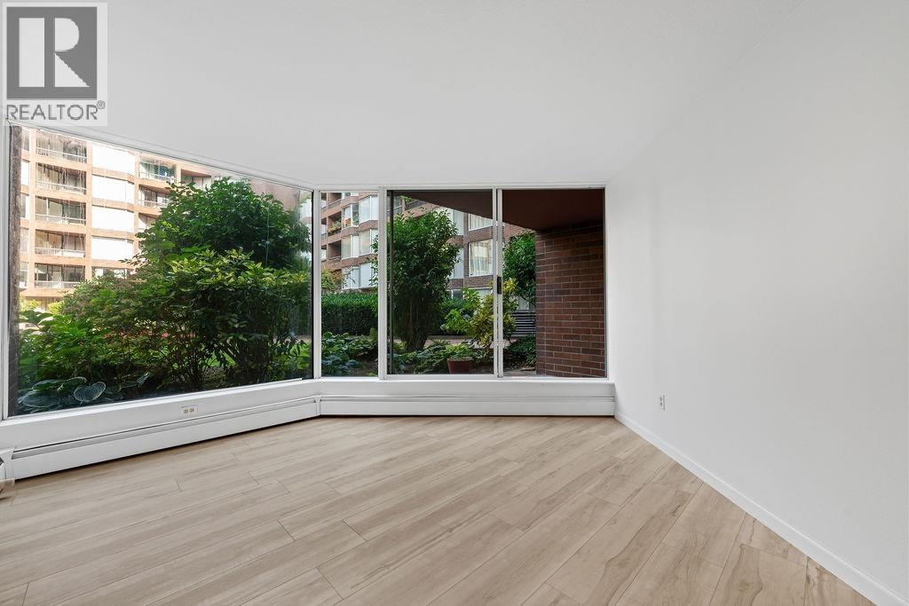 222 1333 HORNBY STREET|Vancouver, British Columbia V6Z2C1