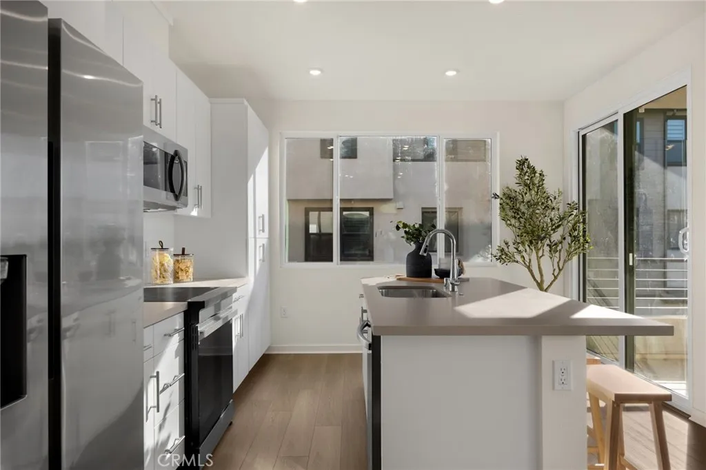 Additional image 19 of 109 S Laxore Street Unit 306, Anaheim, CA 92804