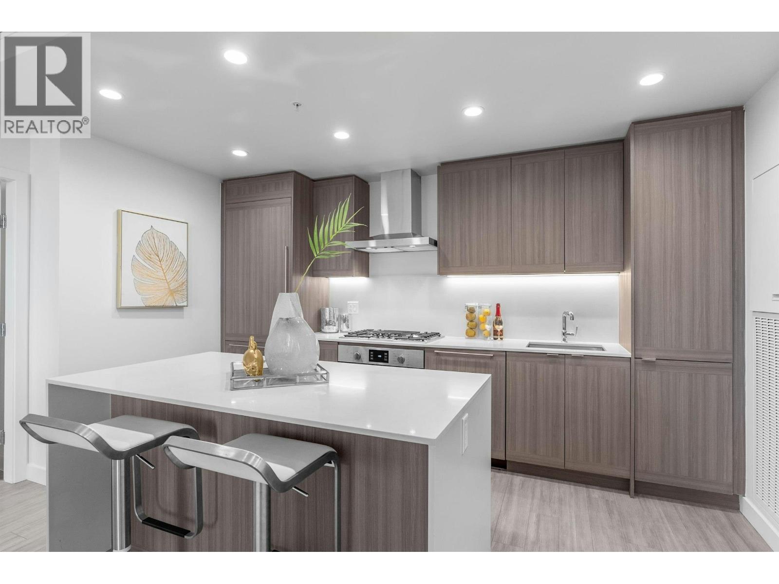 Property image for 2XXX 2311 BETA AVENUE|Burnaby, British Columbia V5C0M1