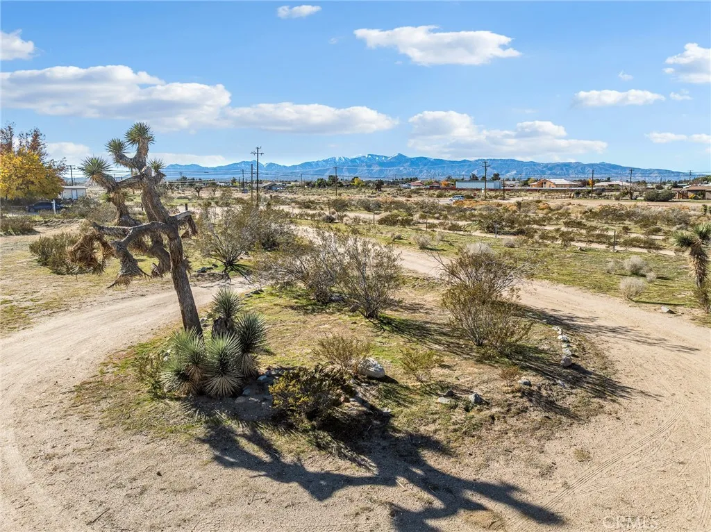 Additional image 43 of 9770 2nd St, Phelan, CA 92371