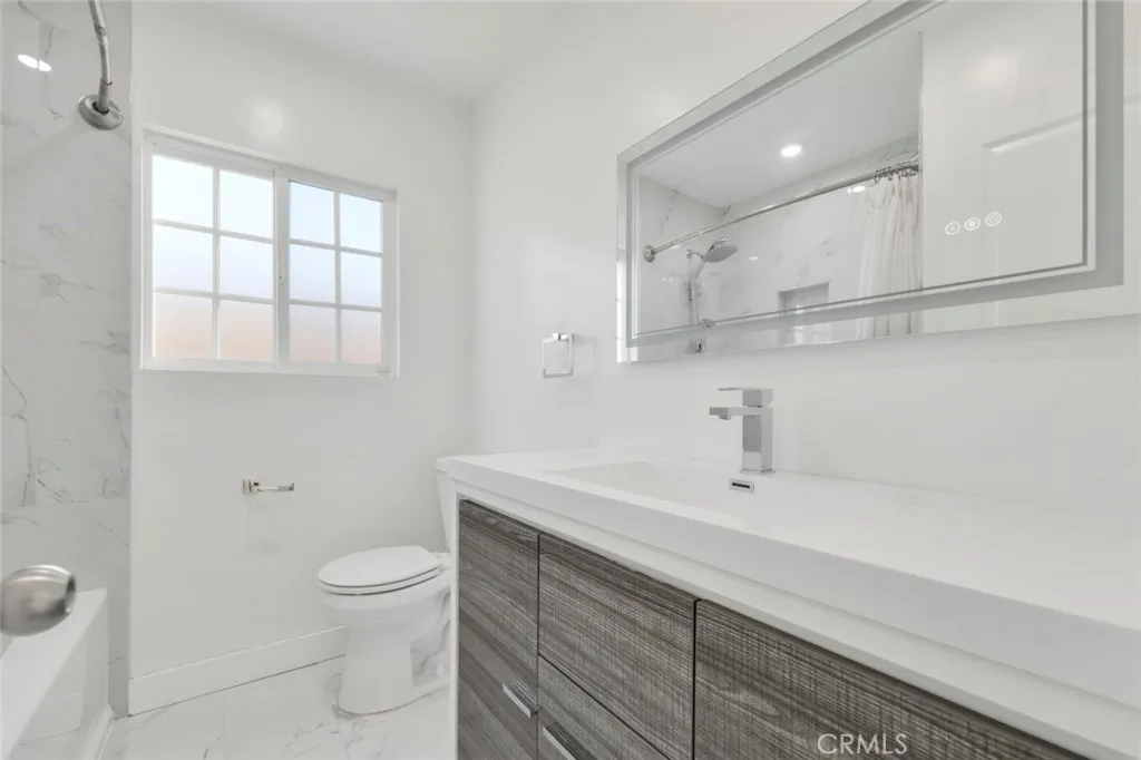 Additional image 20 of 13321 Blythe Street, North Hollywood, CA 91605