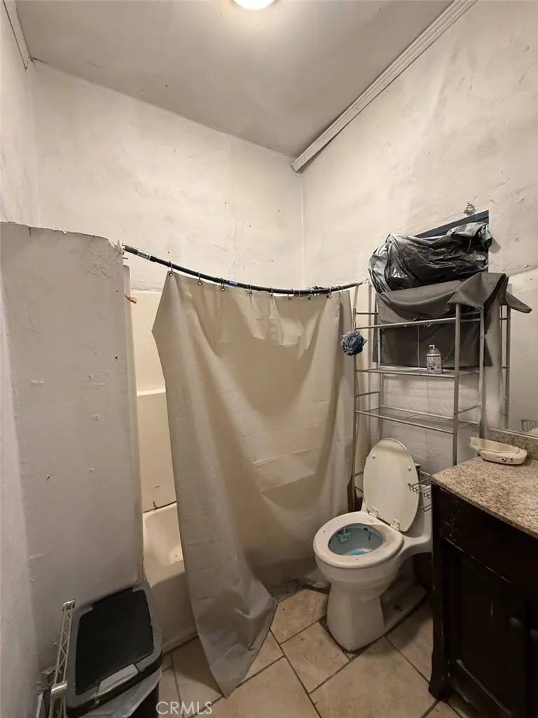 Additional image 33 of 222 E Street, Fresno, CA 93706