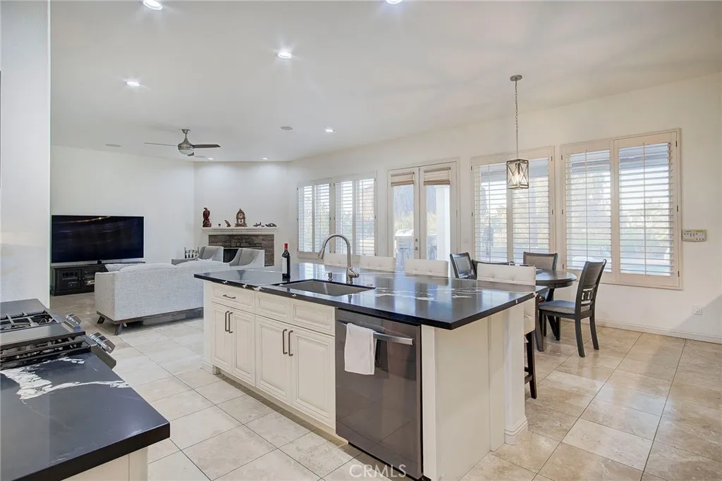 Additional image 81 of 18120 gentian Avenue, Riverside, CA 92508