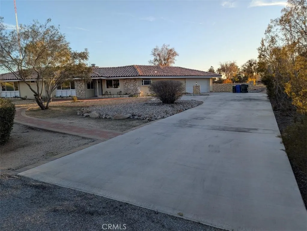 Additional image 18 of 19989 Crow Rd, Apple Valley, CA 92307