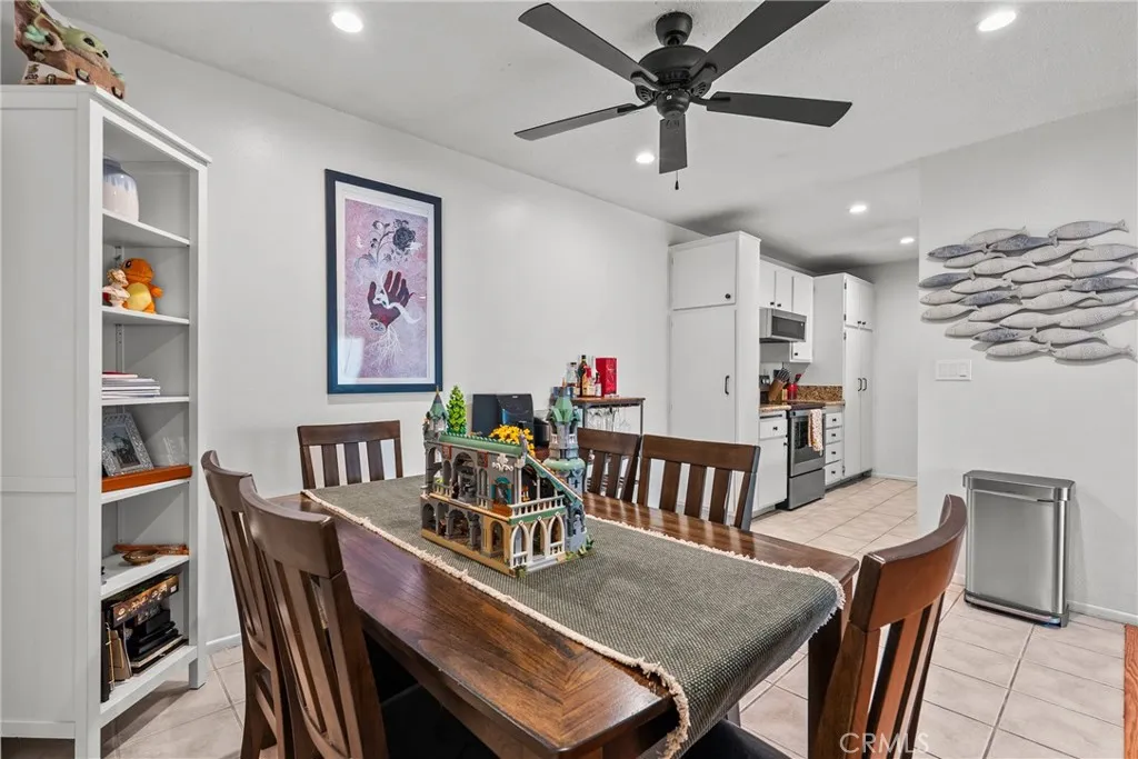 Additional image 14 of 25736 Player Drive Unit R4, Valencia, CA 91355