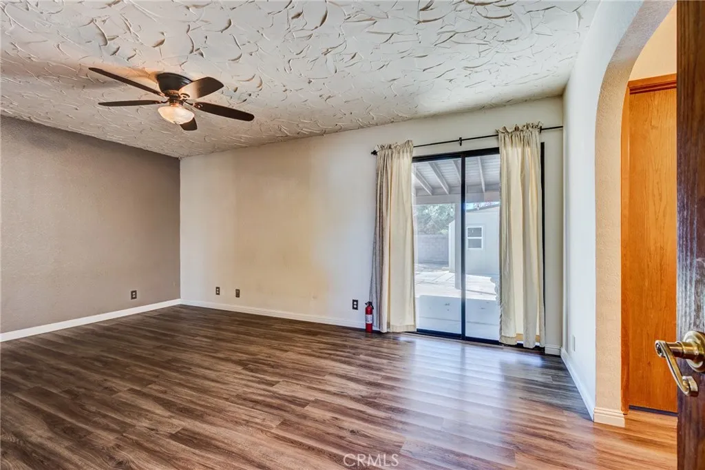 Additional image 22 of 14076 Wawona Road, Apple Valley, CA 92307