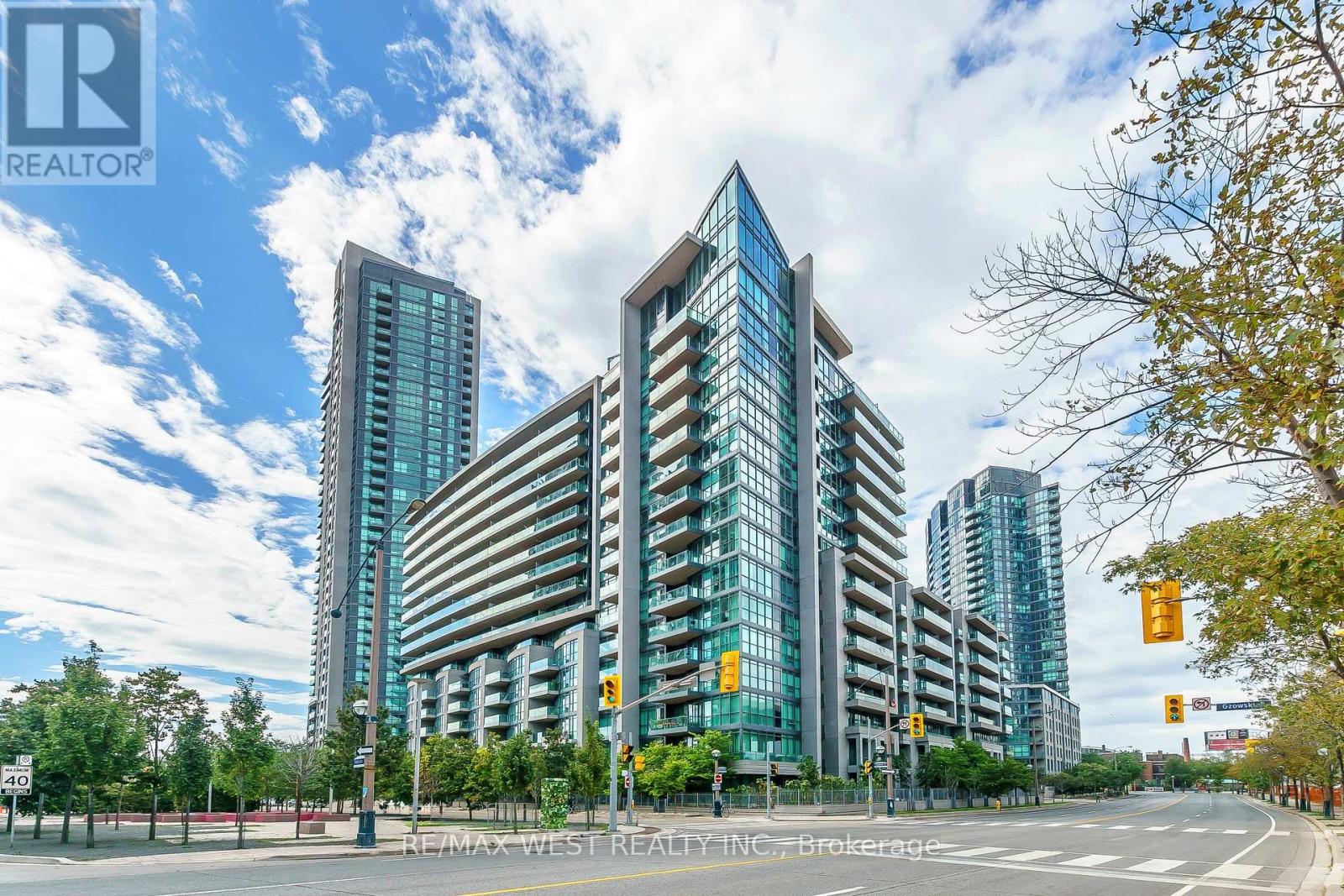 Property image for 465 - 209 FORT YORK BOULEVARD|Toronto (Niagara), Ontario M5V4A1