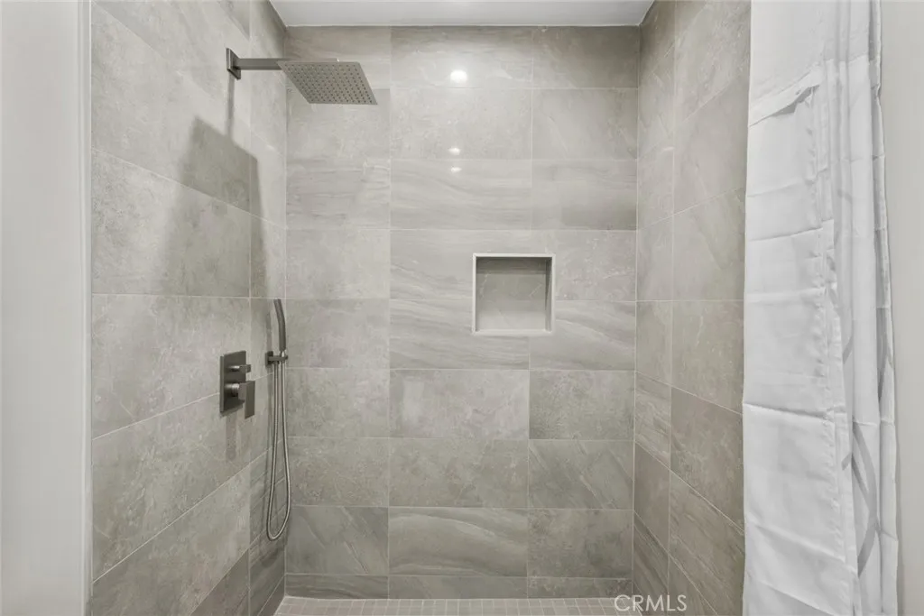 Additional image 60 of 6820 Jellico Avenue, Van Nuys, CA 91406