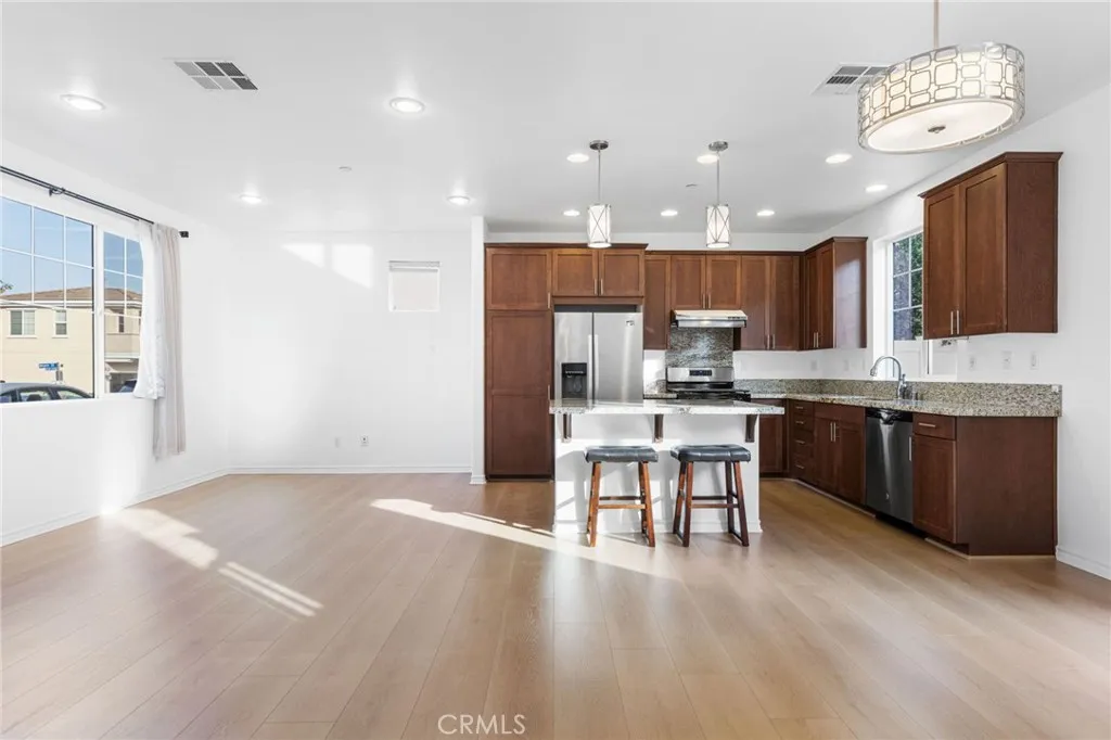 Additional image 14 of 22756 Meyler Street, Torrance, CA 90502