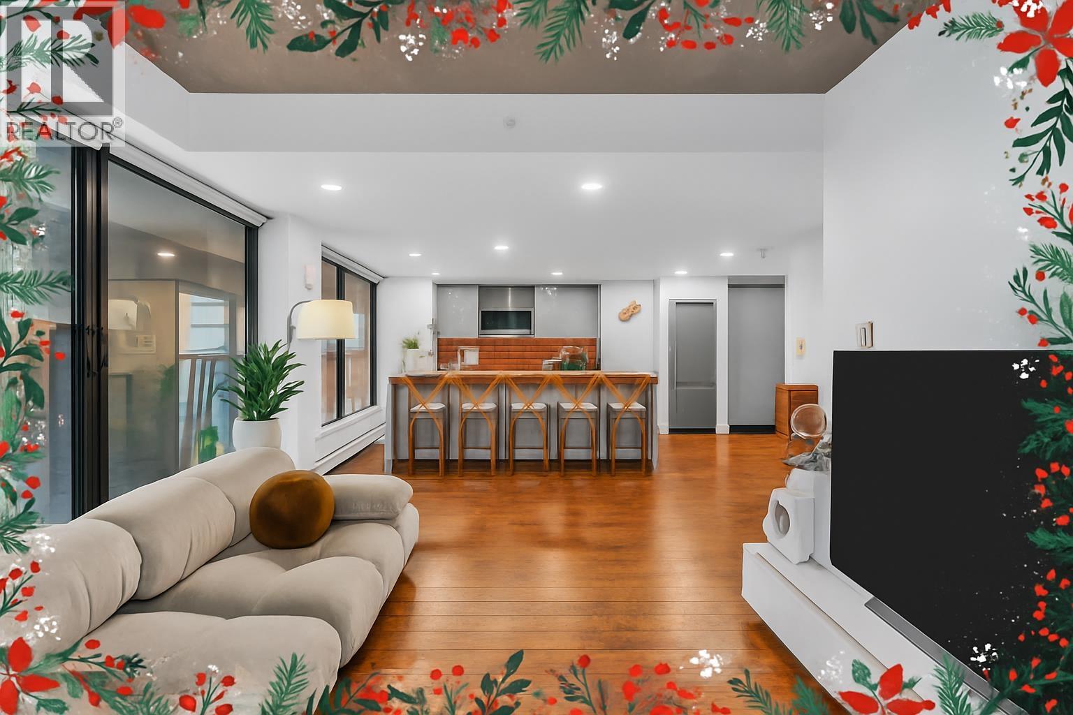 605 128 W CORDOVA STREET|Vancouver, British Columbia V6B0E6