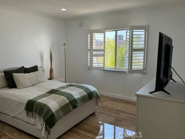 Additional image 50 of 18326 Collins Street Unit F, Tarzana, CA 91356