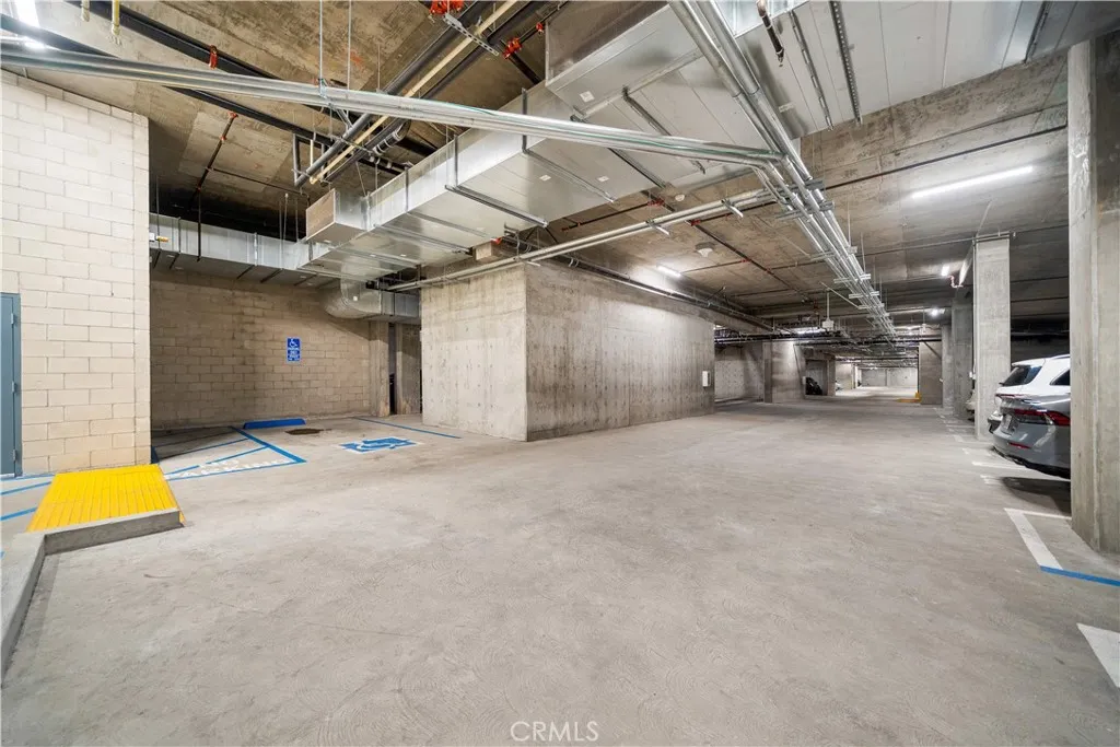 Additional image 87 of 709 E Walnut Street Unit 222, Pasadena, CA 91101