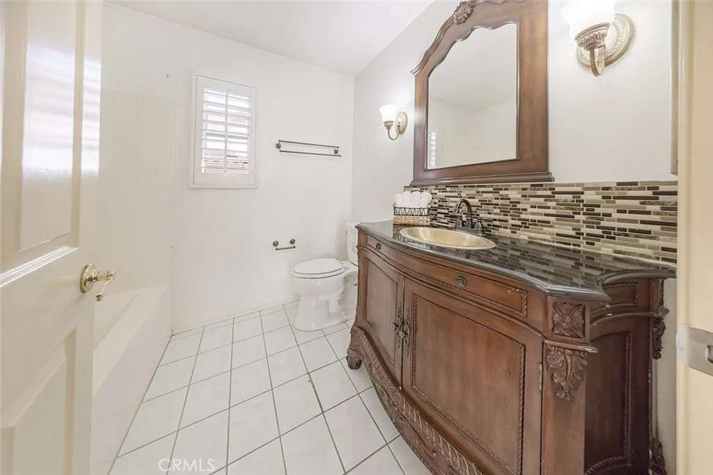 Additional image 78 of 7515 Bellingham Avenue, North Hollywood, CA 91605