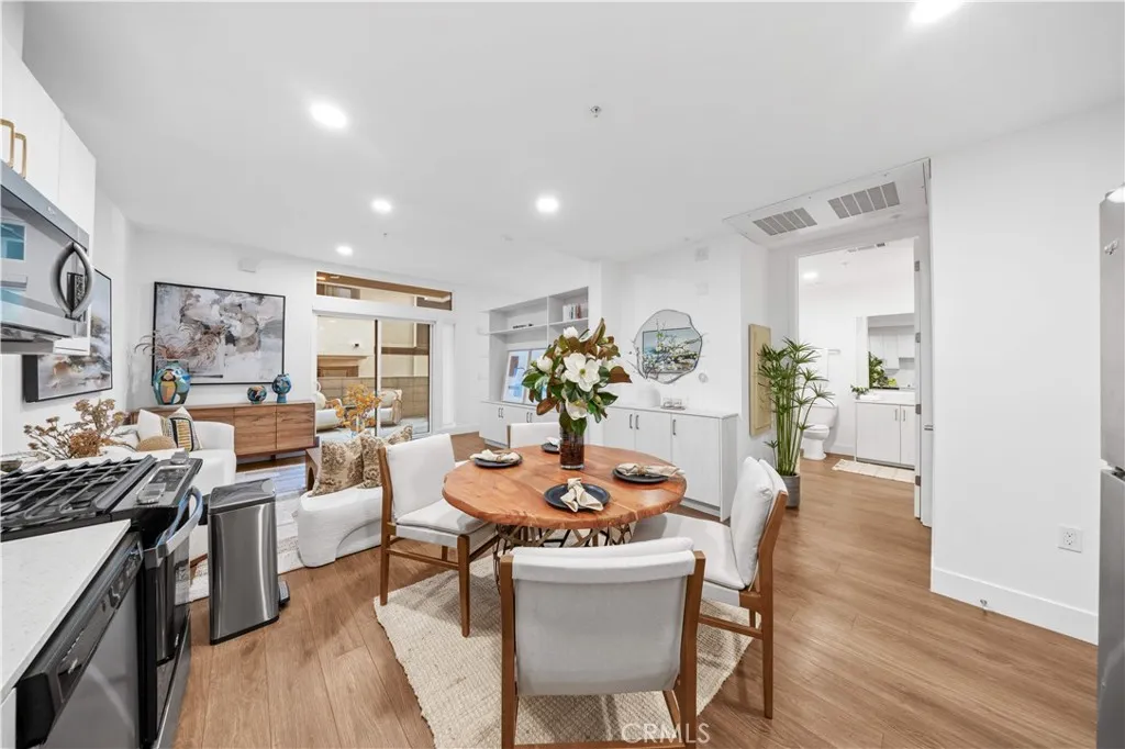 Additional image 51 of 709 E Walnut Street Unit 222, Pasadena, CA 91101