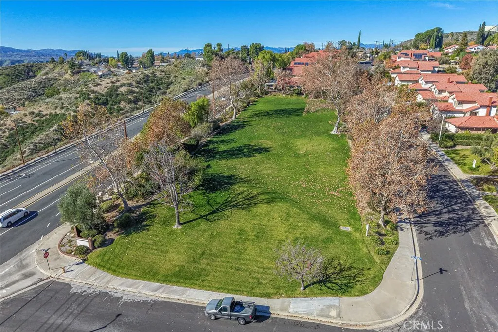 Additional image 46 of 28076 Wildwind Drive, Canyon Country, CA 91351