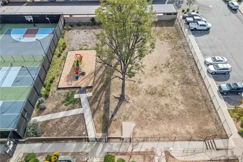 Additional image 96 of 25736 Player Drive Unit R4, Valencia, CA 91355