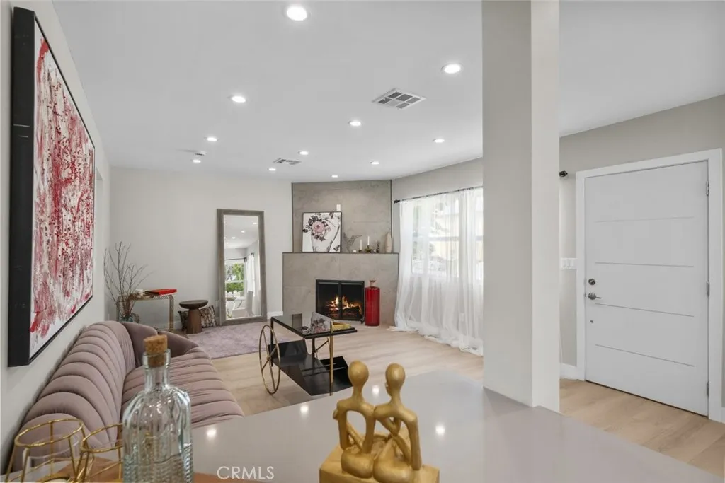 Additional image 70 of 6820 Jellico Avenue, Van Nuys, CA 91406