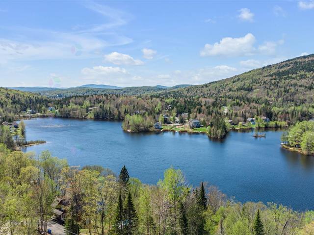 Ch. de la Savane|Lac-Beauport, Quebec G3B1B1