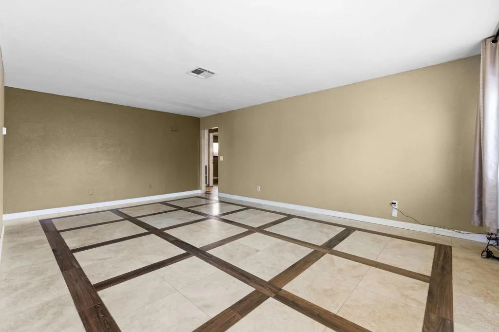 Additional image 13 of 9017 Valencia St, Spring Valley, CA 91977