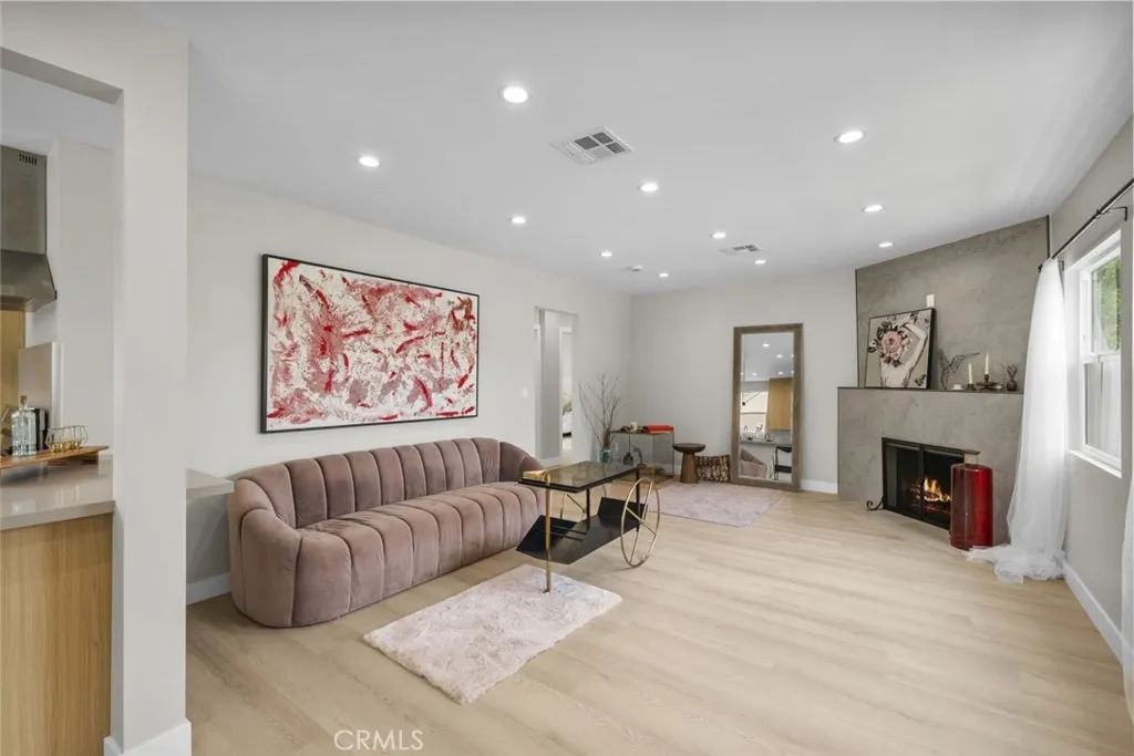 Additional image 52 of 6820 Jellico Avenue, Van Nuys, CA 91406