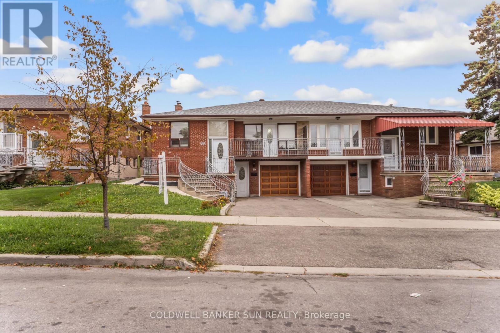 Property image for 69 SONGWOOD DRIVE|Toronto (Humbermede), Ontario M9M1X4