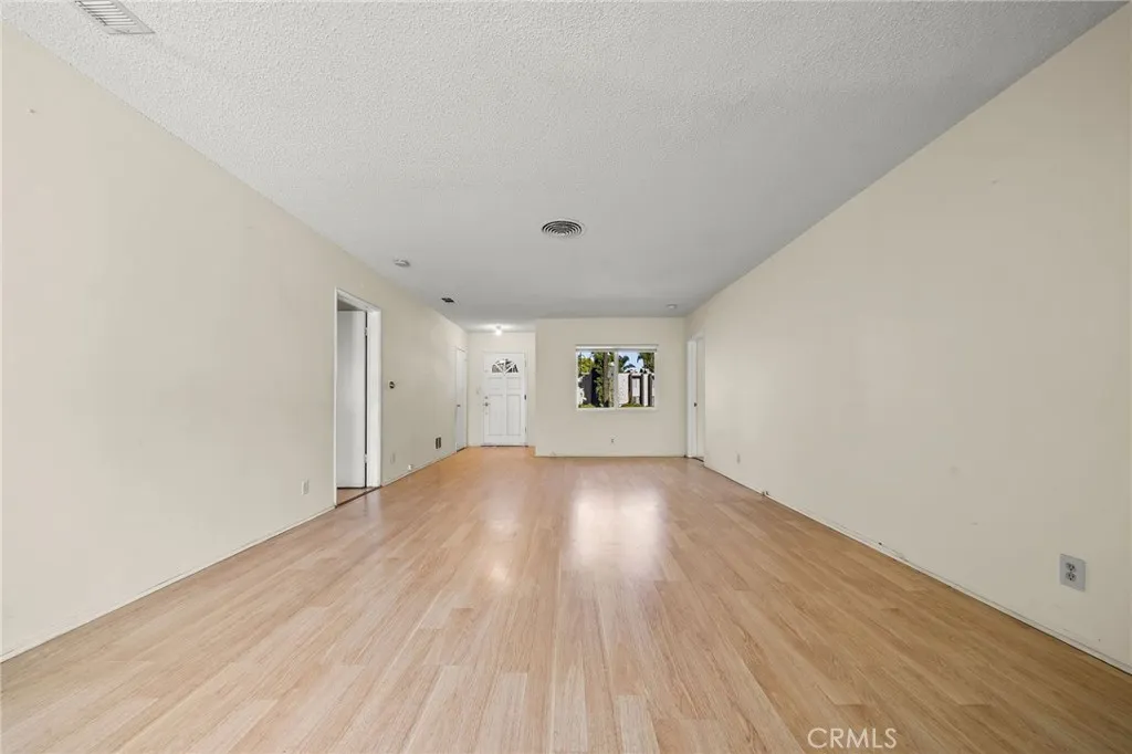 Additional image 7 of 20644 Sherman Way, Winnetka, CA 91306
