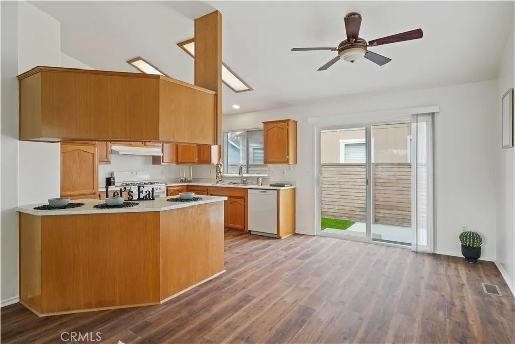 Additional image 8 of 19853 Cottonwood Drive, Canyon Country, CA 91351